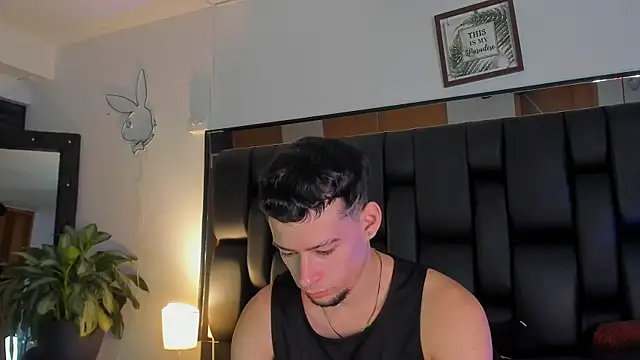 JadeSmiith  online show from 10, 9, 2025