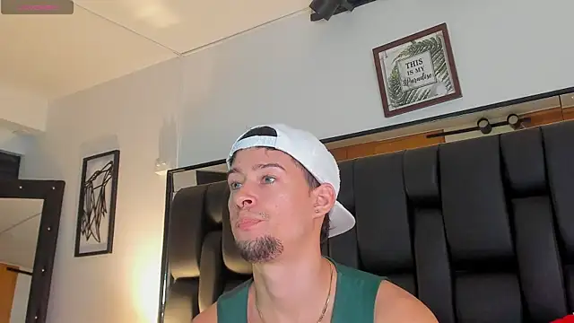 JadeSmiith  online show from 20, 12, 2025