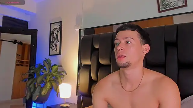 JadeSmiith  online show from 20, 9, 2025