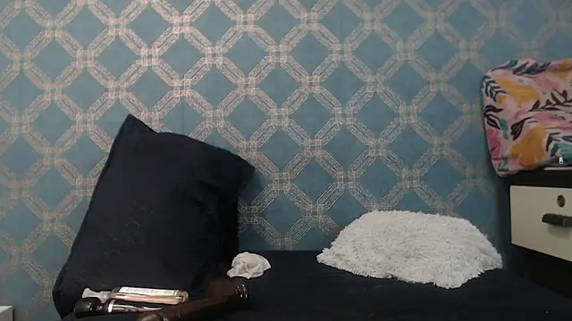 violeta cute18 online show from 12, 2, 2025