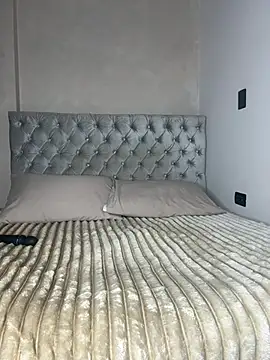 Sarasweet sex online show from 5, 7, 2026