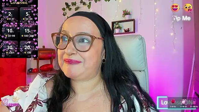 Gia Nahomi online show from 28, 3, 2026