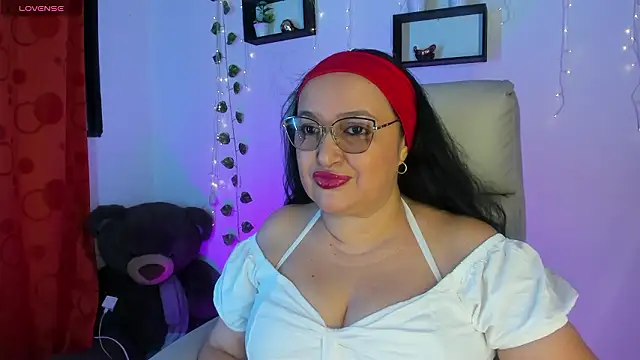 Snapshot of Gia_Nahomi chatting on 2, 2, 2026 Gia Nahomi online show from 2, 2, 2026