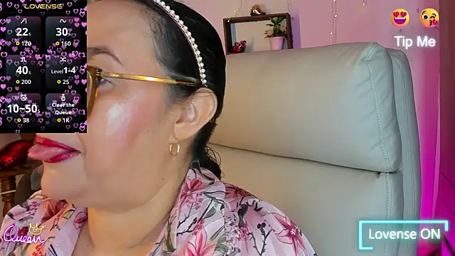 Gia Nahomi online show from 7, 5, 2026