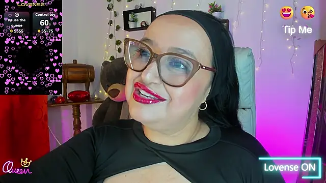 Gia Nahomi online show from 25, 3, 2026