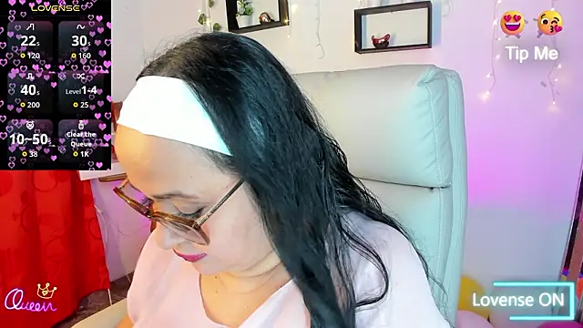 Snapshot of Gia_Nahomi chatting on 2, 3, 2026 Gia Nahomi online show from 2, 3, 2026