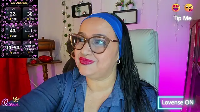 Gia Nahomi online show from 12, 3, 2026