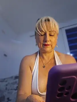 almaluna7 online show from 31, 3, 2026