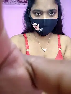 Snapshot of Hot_Maleka chatting on 6, 10, 2025 Hot Maleka online show from 6, 10, 2025