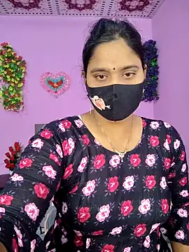 Snapshot of Hot_Maleka chatting on 7, 11, 2025 Hot Maleka online show from 7, 11, 2025