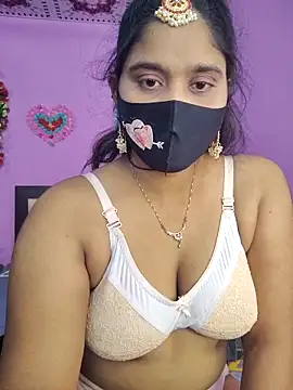 Snapshot of Hot_Maleka chatting on 19, 11, 2025 Hot Maleka online show from 19, 11, 2025