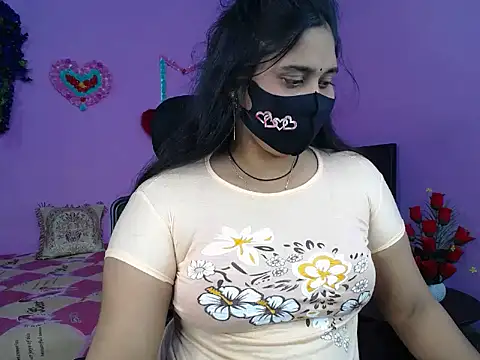 Hot Maleka online show from 4, 3, 2026