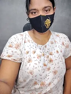 Snapshot of Hot_Maleka chatting on 10, 9, 2025 Hot Maleka online show from 10, 9, 2025