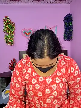 Snapshot of Hot_Maleka chatting on 5, 11, 2025 Hot Maleka online show from 5, 11, 2025