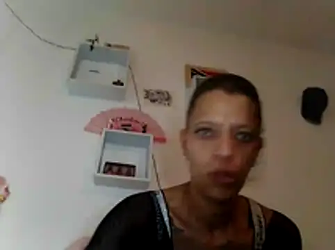 Snapshot of prettyblueeyes420 chatting on 8, 6, 2026 prettyblueeyes420 online show from 8, 6, 2026