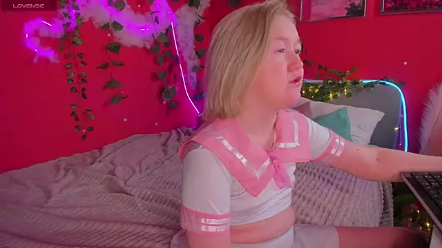 Sara Robinson online show from 9, 3, 2026