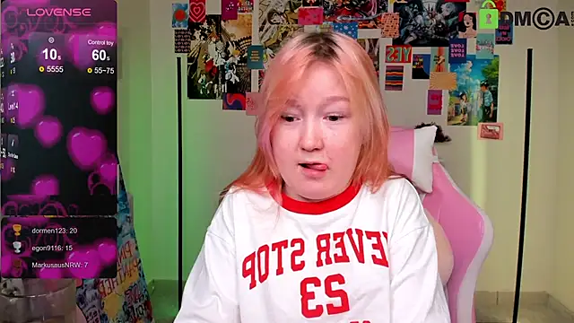 Sara Robinson online show from 6, 3, 2025