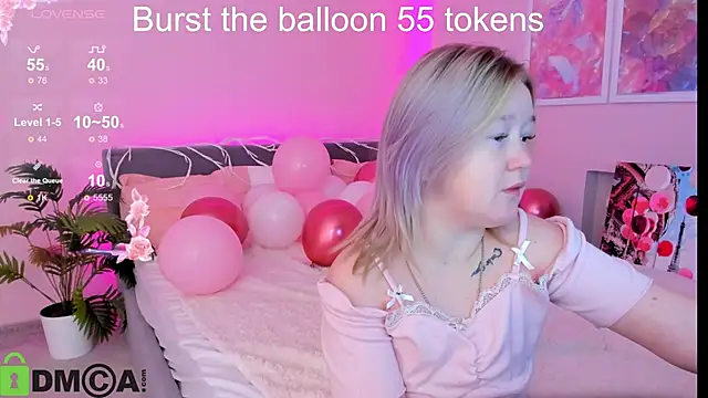 Sara Robinson online show from 4, 10, 2025