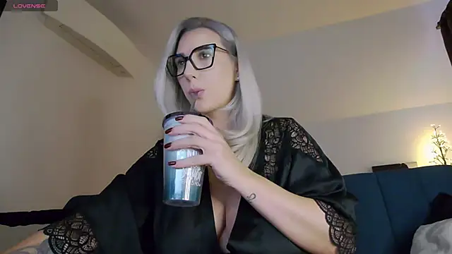 KhloeK online show from 20, 11, 2025