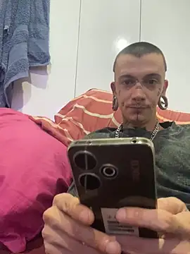 Seebohm1111 online show from 28, 12, 2024