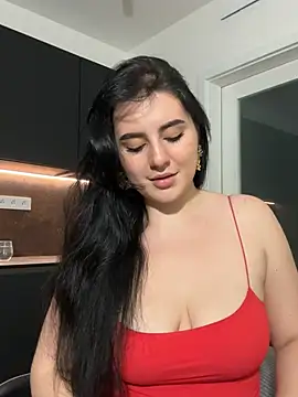 Snapshot of Evelyn___Sweet chatting on 13, 5, 2026 Evelyn Sweet online show from 13, 5, 2026