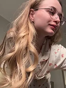 Tiffanyhunt online show from 29, 5, 2026