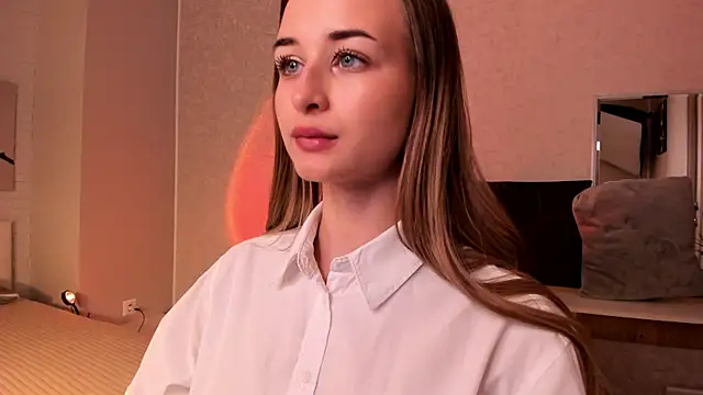 Tiffanyhunt online show from 27, 10, 2025