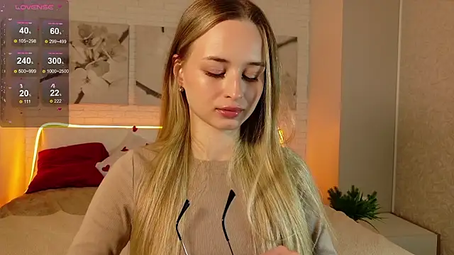 Tiffanyhunt online show from 12, 3, 2026