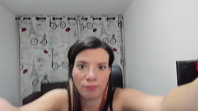 DanaaRey online show from 14, 10, 2025