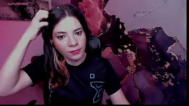 DanaaRey online show from 3, 12, 2025