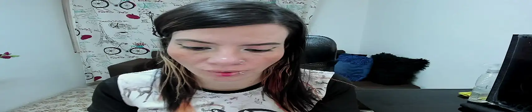 DanaaRey online show from 6, 11, 2025