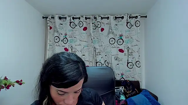 DanaaRey online show from 7, 11, 2025