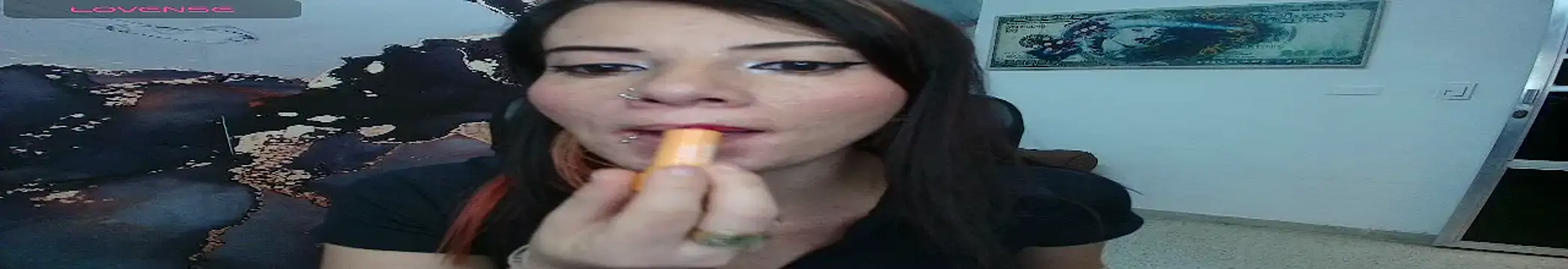 DanaaRey online show from 7, 10, 2025