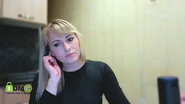 Snapshot of Smoorodinkaa chatting on 12, 5, 2026 Smoorodinkaa online show from 12, 5, 2026