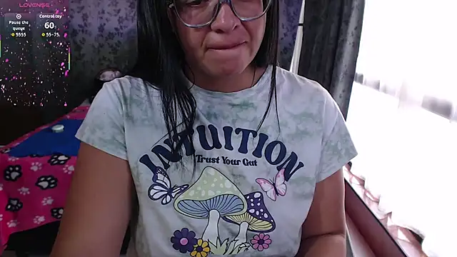 Snapshot of miia-big1boobs_ chatting on 9, 9, 2025 miia-big1boobs online show from 9, 9, 2025