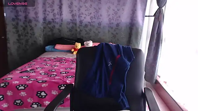 Snapshot of miia-big1boobs_ chatting on 2, 10, 2025 miia-big1boobs online show from 2, 10, 2025