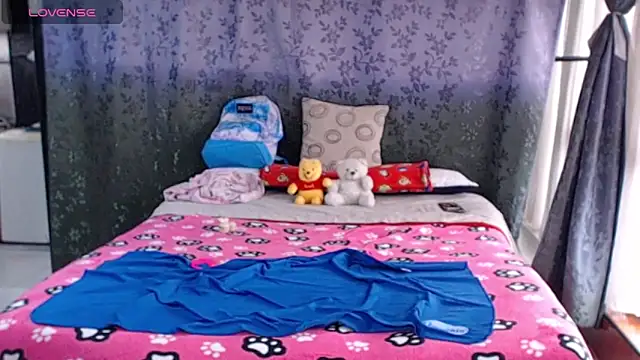 miia-big1boobs  online show from 16, 4, 2026