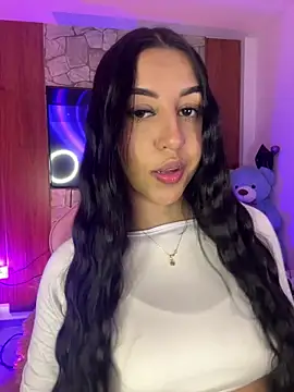 Tamara Roberts1 online show from 28, 11, 2025