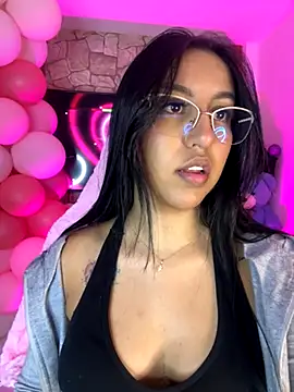 Tamara Roberts1 online show from 2, 10, 2025