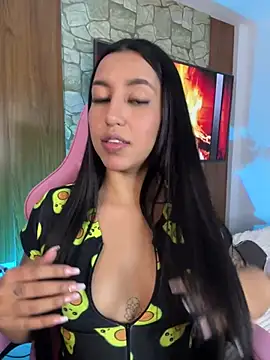 Tamara Roberts1 online show from 13, 3, 2025