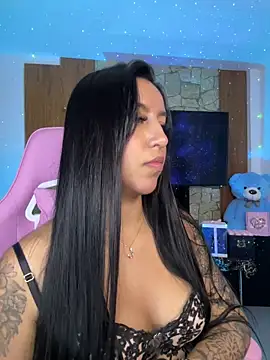 Tamara Roberts1 online show from 11, 3, 2025