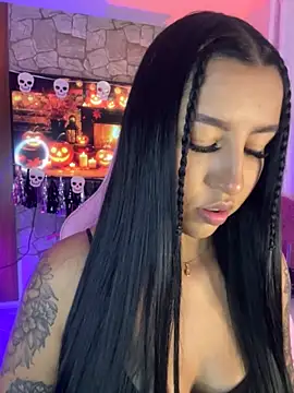 Tamara Roberts1 online show from 8, 10, 2025