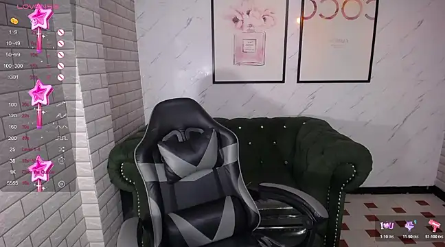 Snapshot of _Charlotte_v chatting on 21, 3, 2025 Charlotte v online show from 21, 3, 2025