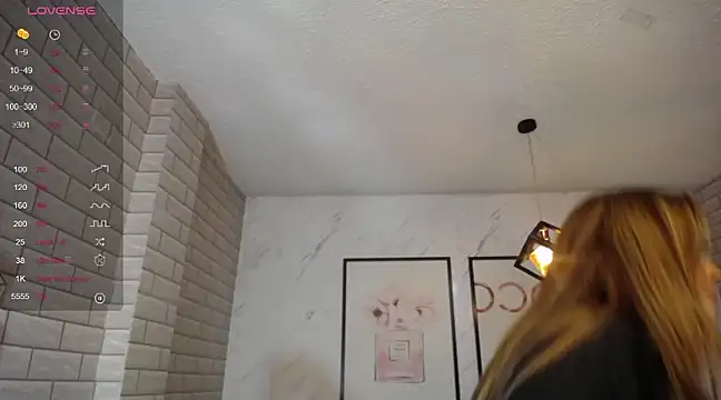 Snapshot of _Charlotte_v chatting on 27, 2, 2025 Charlotte v online show from 27, 2, 2025