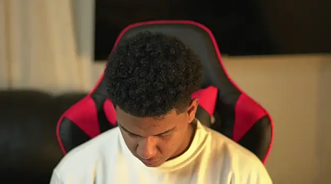 May Dylan1 online show from 5, 1, 2025