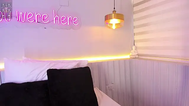 stephanymonroe online show from 8, 11, 2025