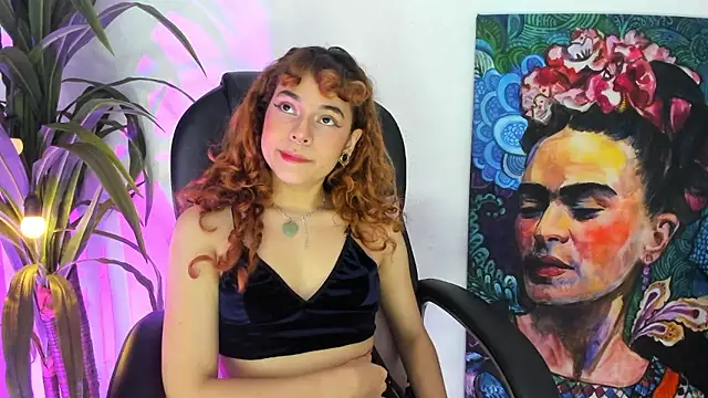 Snapshot of Medusa_velvet chatting on 2, 12, 2024 Medusa velvet online show from 2, 12, 2024