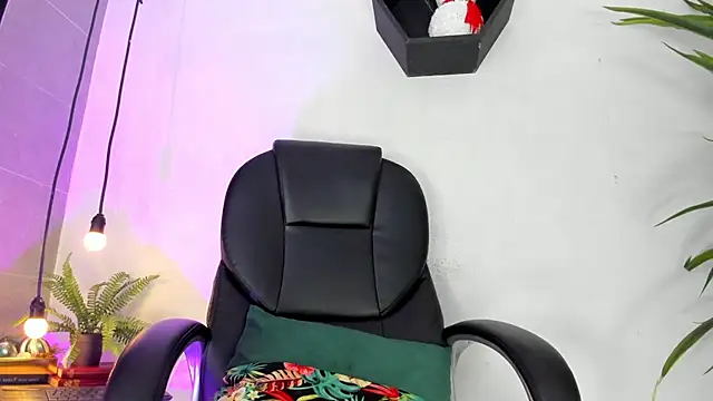 Snapshot of Medusa_velvet chatting on 14, 12, 2024 Medusa velvet online show from 14, 12, 2024