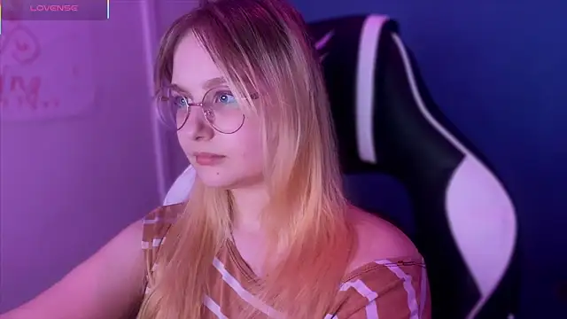 JacyWinslat online show from 13, 3, 2025