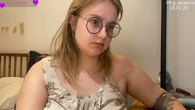 JacyWinslat online show from 24, 2, 2026